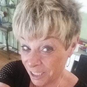 Meet your Posher, Karla